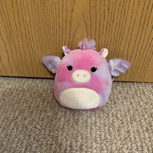 Squishmallows NWT "Willow the Pegasus" 3" Squishmallow Stuffed Animal (Pegasus)